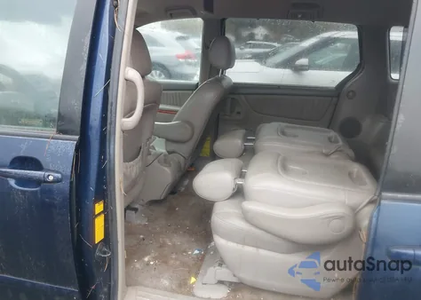 2007 Toyota Sienna Xle из США, поврежденный, VIN 5TDBK22C27S007481